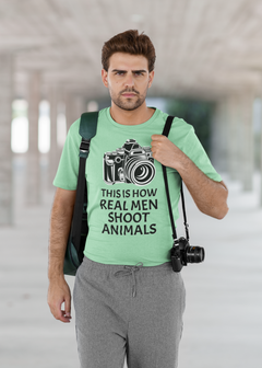 This is how real men shoot animals - for light colors Unisex t-shirt