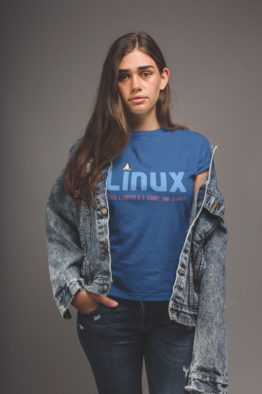 Linux-Because a computer is a terrible thing to waste - Dark colors Unisex t-shirt