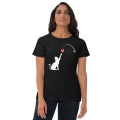 White cat catching heart design women's black t-shirt.